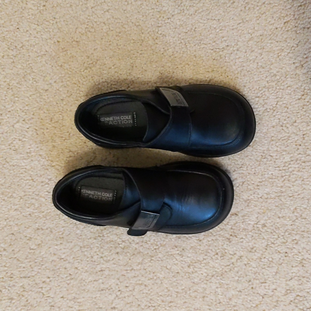 Toddler Boys Black Dress Shoes. Size 8.